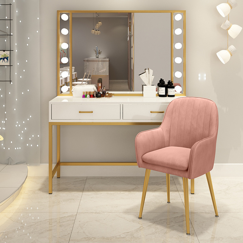 Beauty And Makeup Studio - Meja Rias Studio Foto Meja Rias