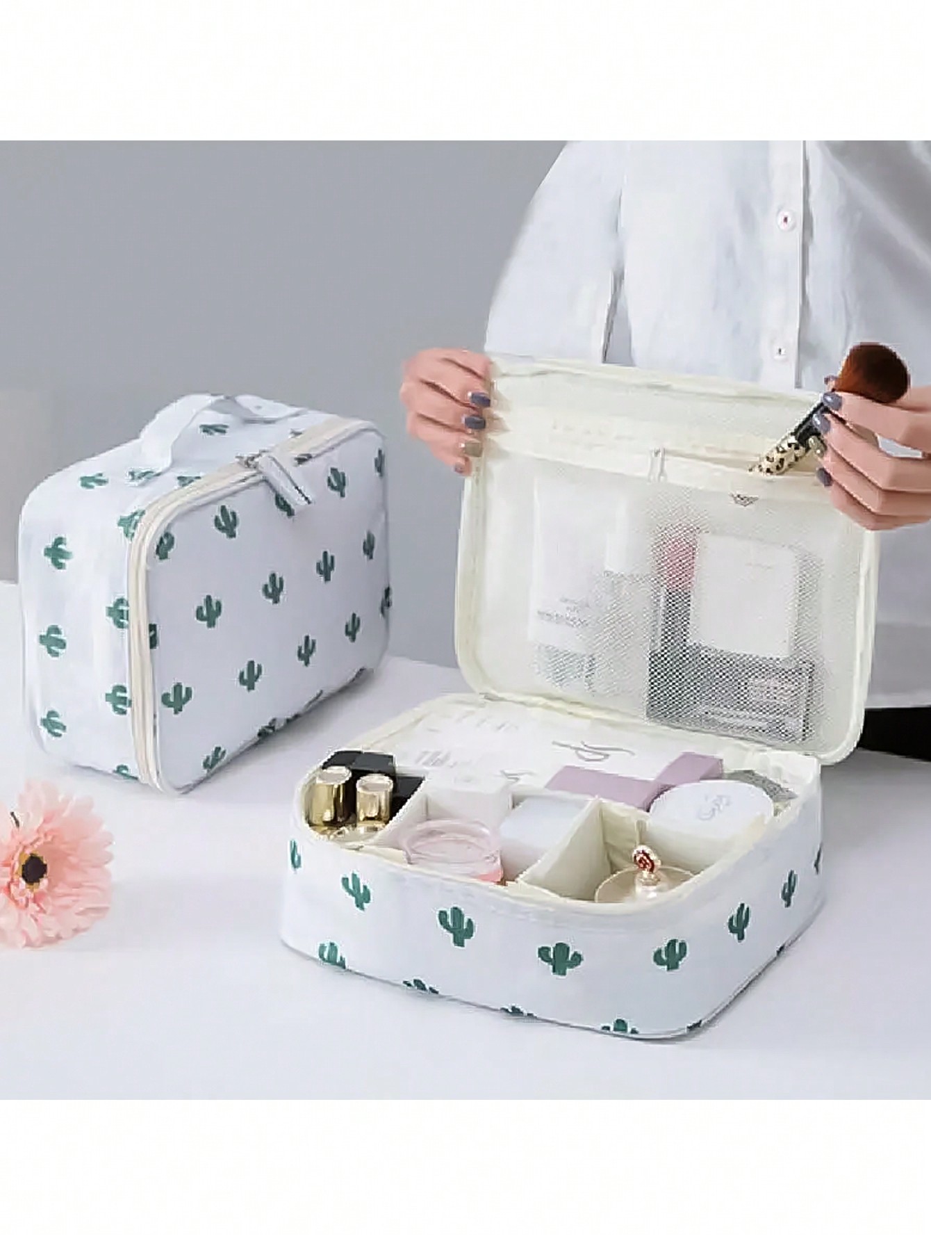 Beauty Bag Makeup - 1 Buah Tas Kosmetik Tahan Air