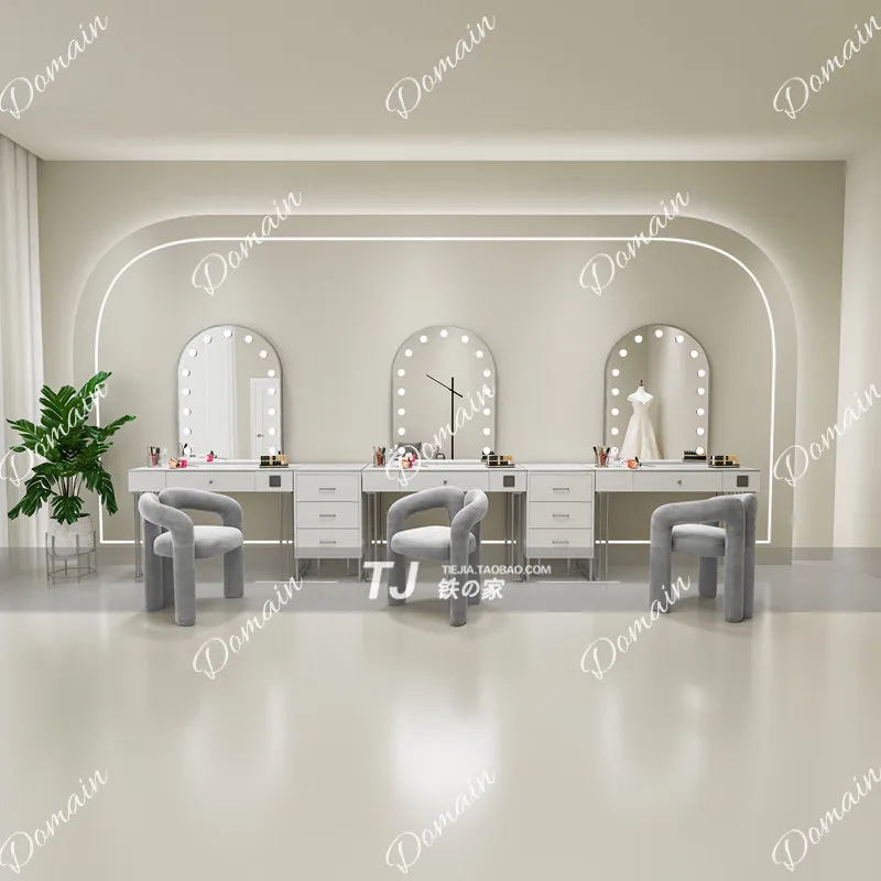 Meja rias profesional studio N - Beauty And Makeup Studio ulasan dan harga