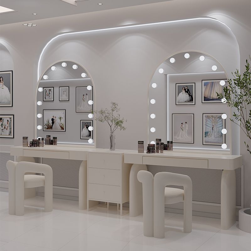 Meja rias dengan lampu, meja r - Beauty And Makeup Studio ulasan dan harga